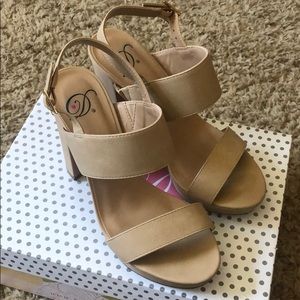 Tan Heels